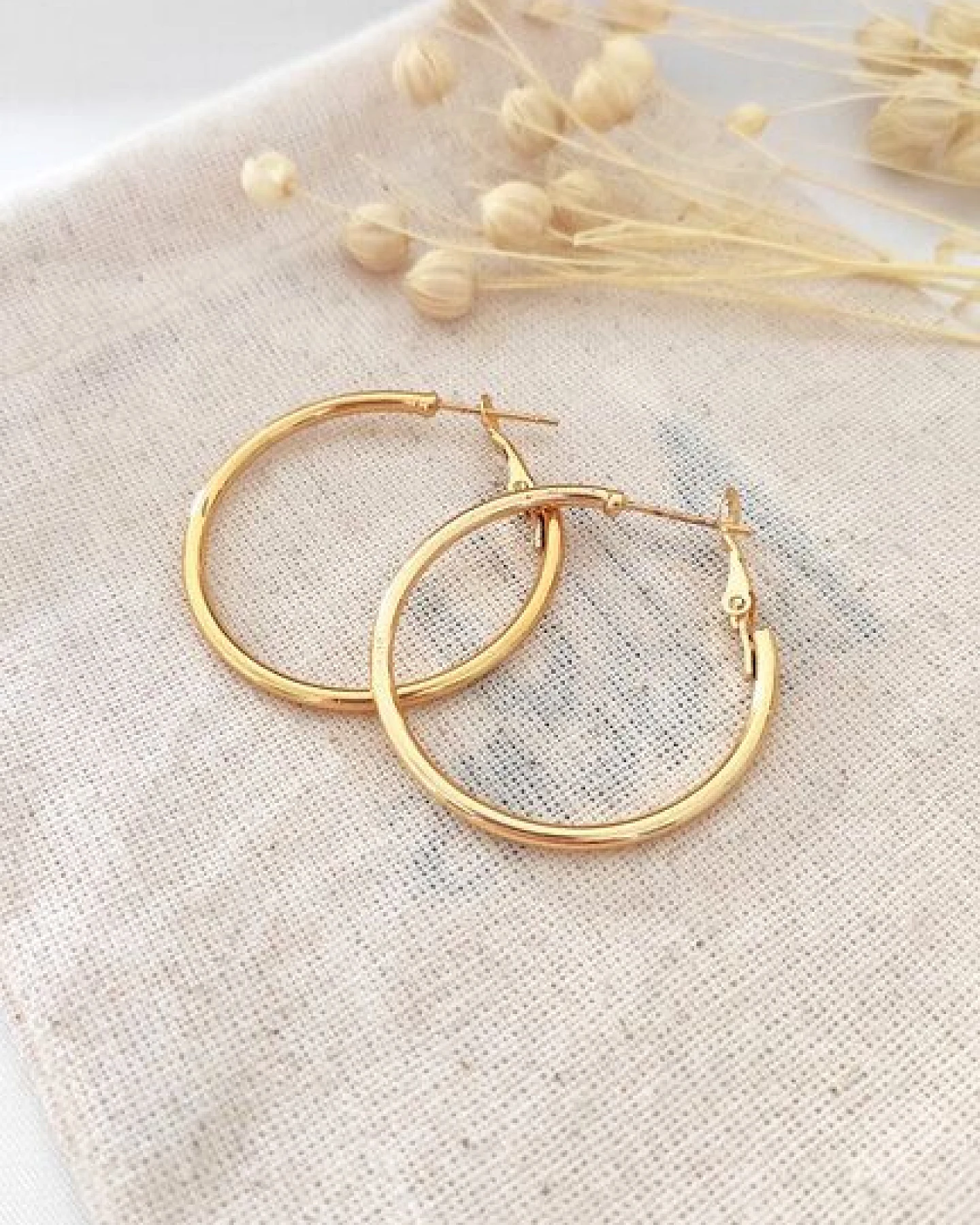 noca Klassische 14K Vergoldete Creolen für Damen – Ansicht 3