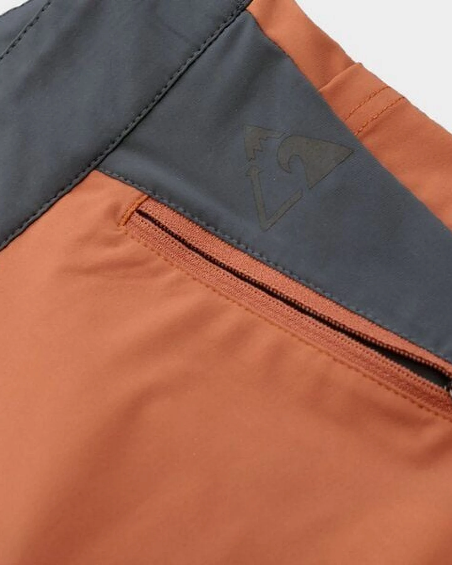 picea (by bleed) EU-phoric Lightweight Adventure Shorts Orange-Braun – Ansicht 3