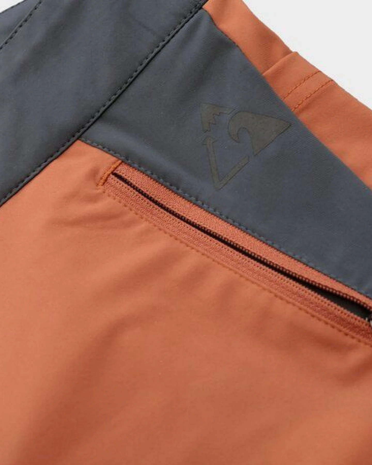 picea (by bleed) EU-phoric Lightweight Adventure Shorts Orange-Braun – Ansicht 3