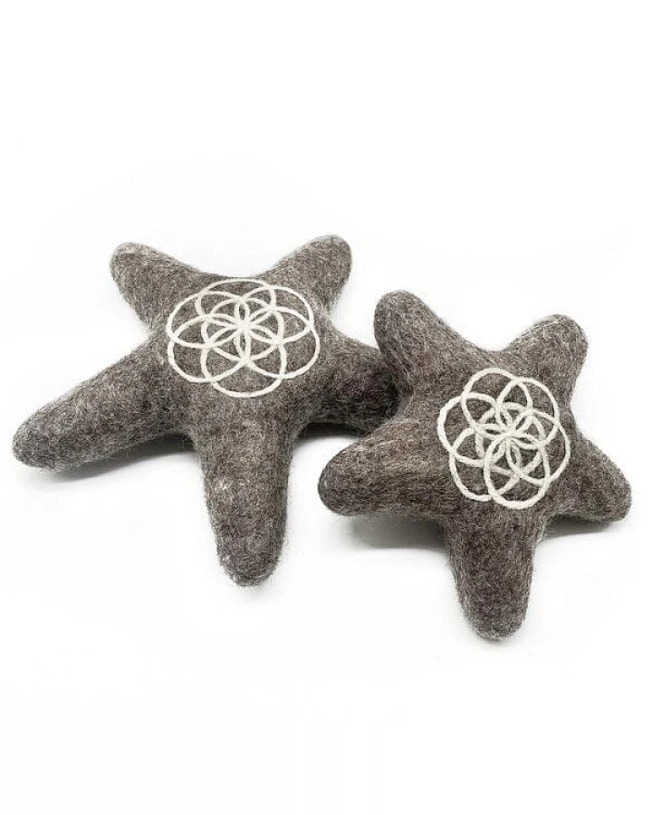 Wooliie Seed of Life Star – handgefertigtes Spielzeug aus 100 % naturbelassener Schurwolle