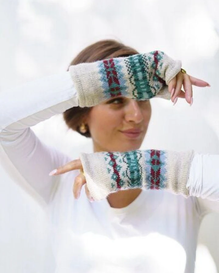 Haus of Namaste Handgefertigte Lammwollhandschuhe im Fair-Isle-Muster