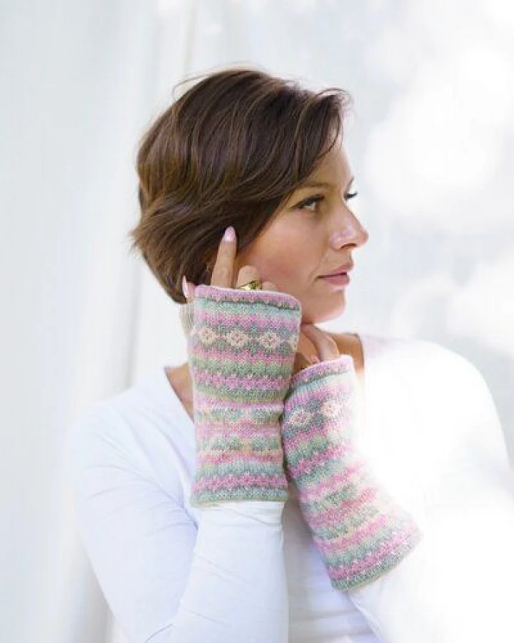 Haus of Namaste Handgefertigte Lammwollhandschuhe im Fair-Isle-Muster