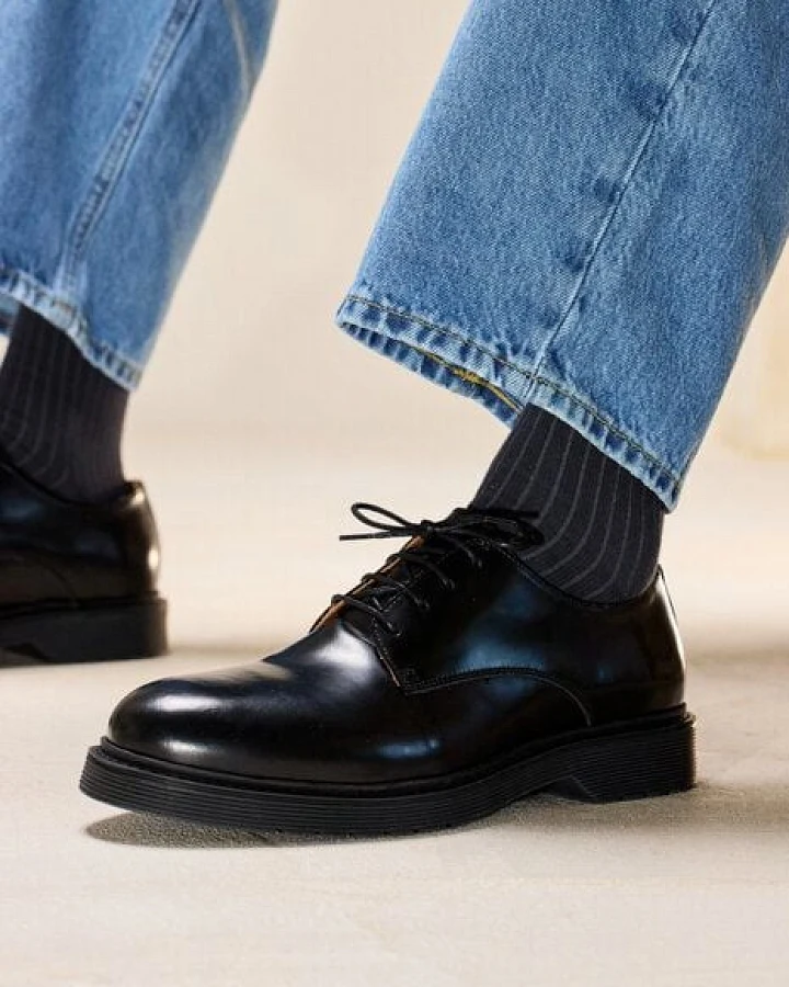 Odaje Schnürschuh Modell: Olivier