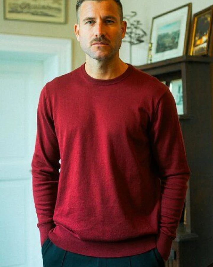 dirts Classic Knit Crewneck