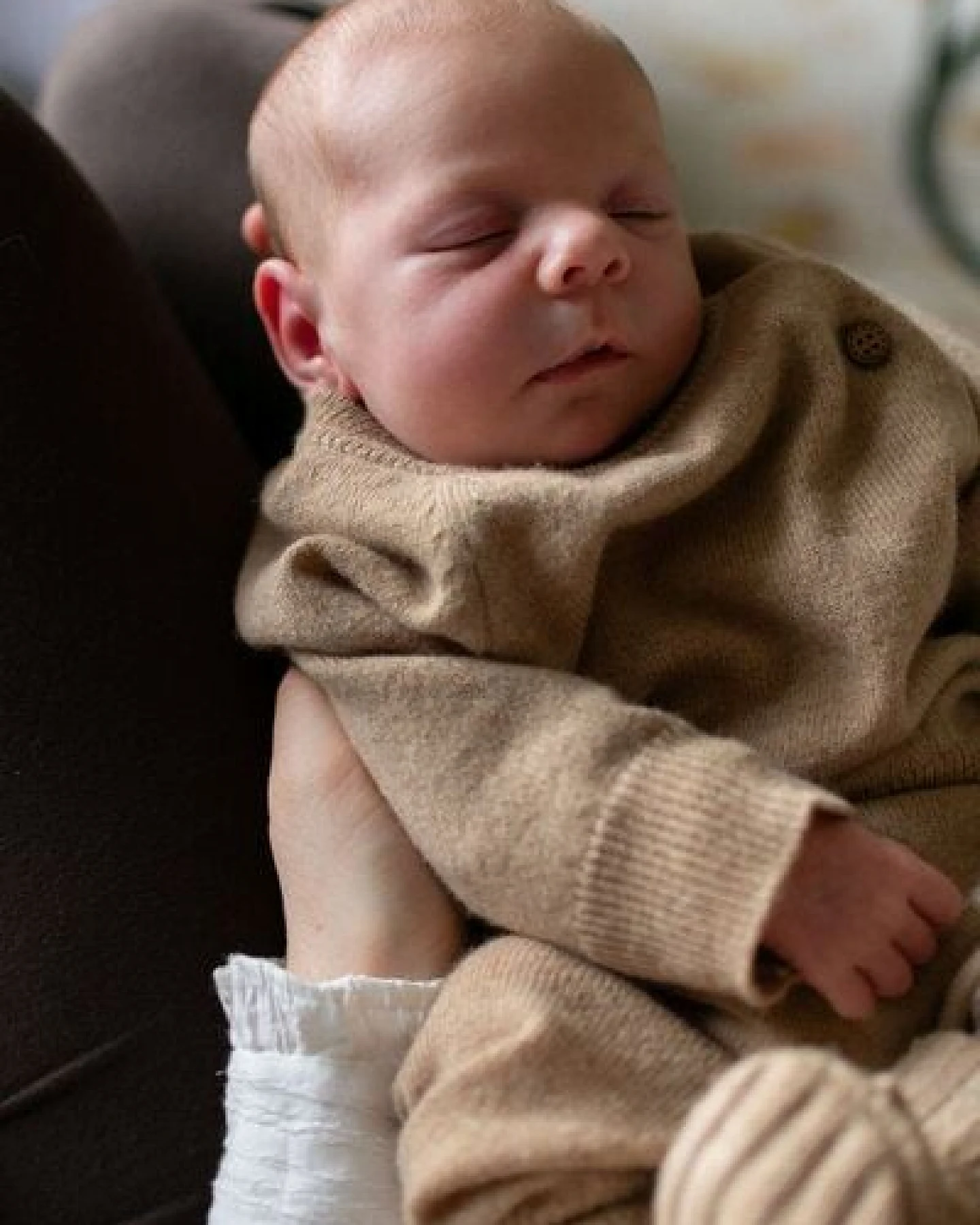 Moalie Baby Pullover Mayson aus Merinowolle und Cashmere – Ansicht 3