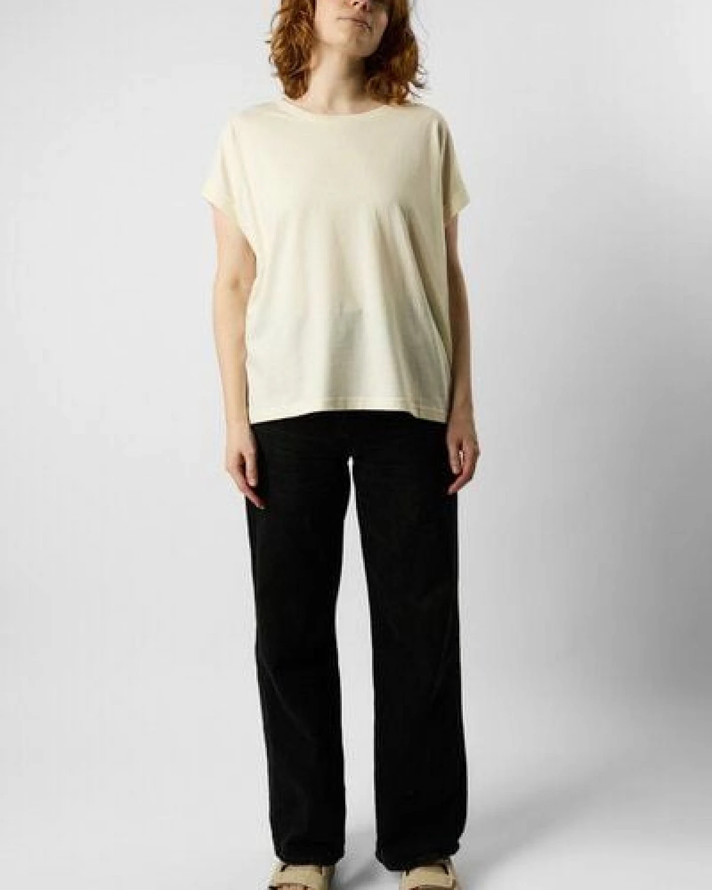 ettics STUDIO roll up sleeve organic women's tee – Ansicht 4