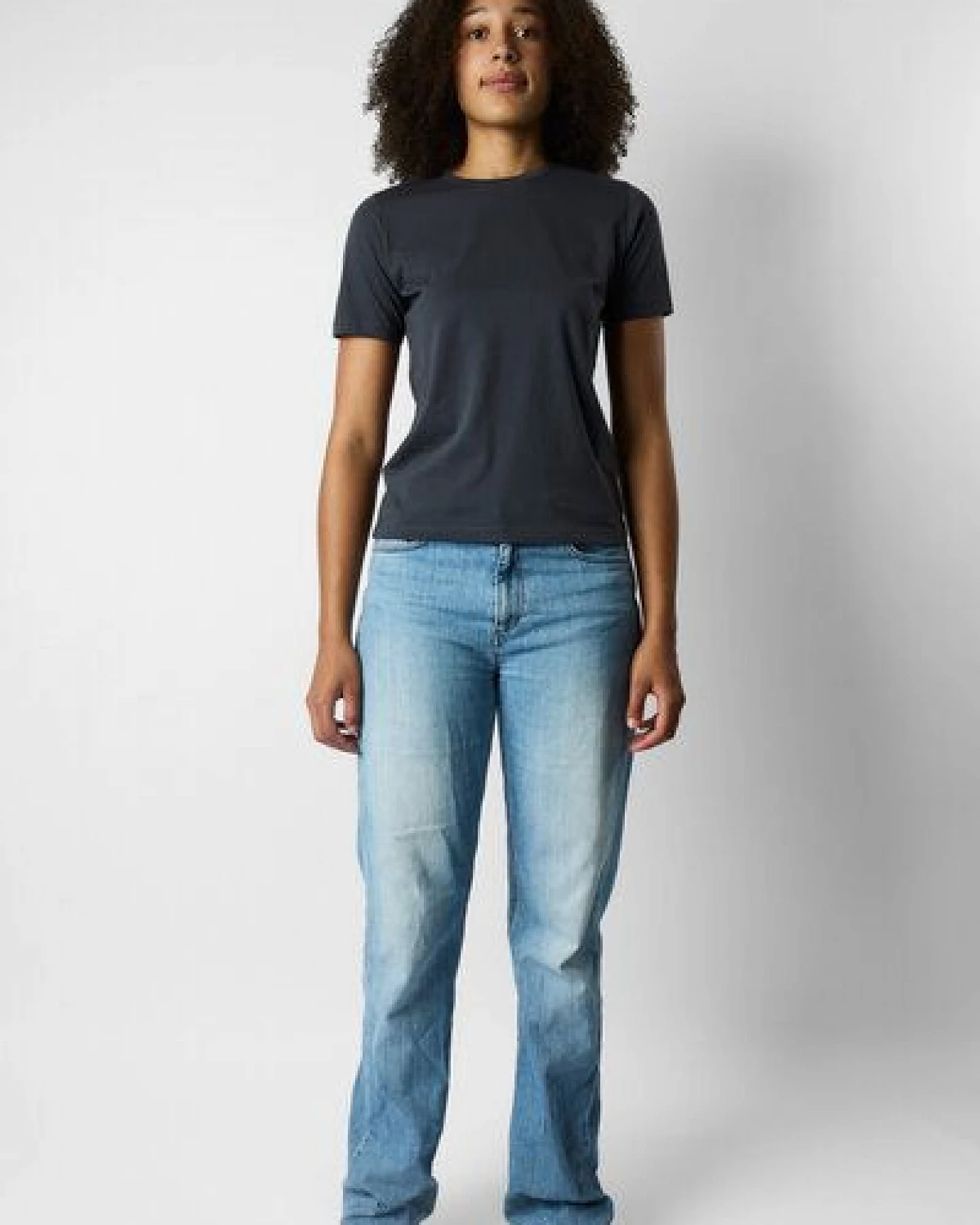 ettics STUDIO fitted organic women's tee – Ansicht 4