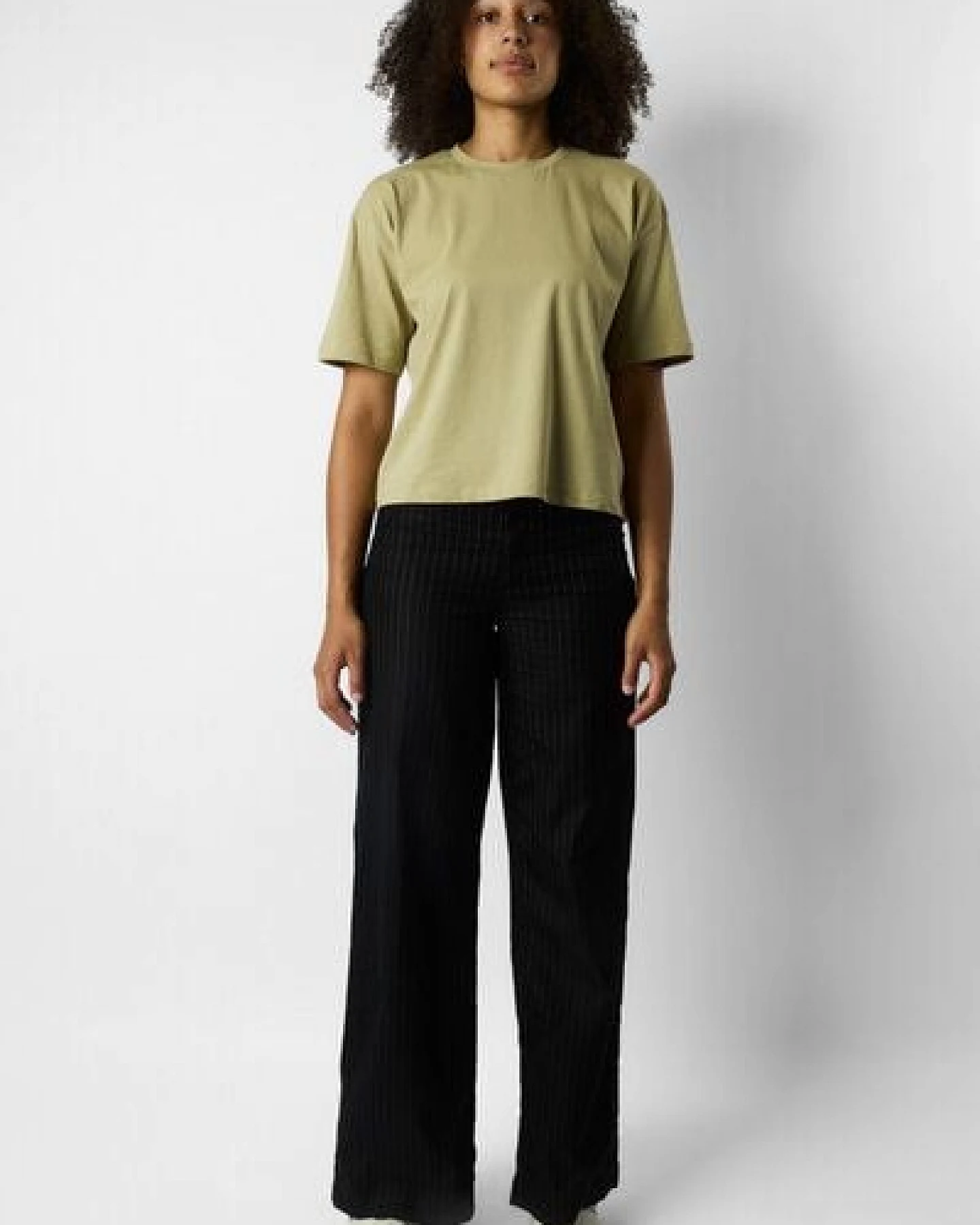 ettics STUDIO boxy organic crop tee – Ansicht 4