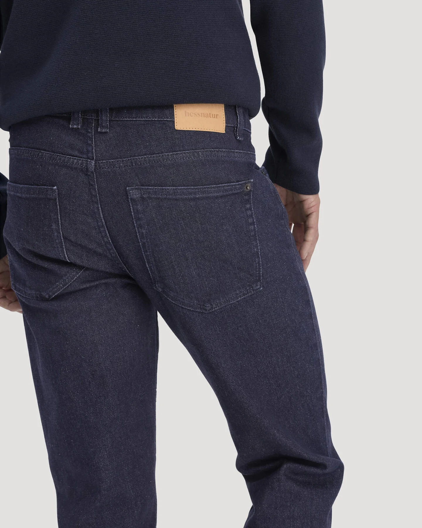 hessnatur Herren Jeans BEN Regular Straight aus Bio-Denim - blau - Größe 33/32 – Ansicht 3