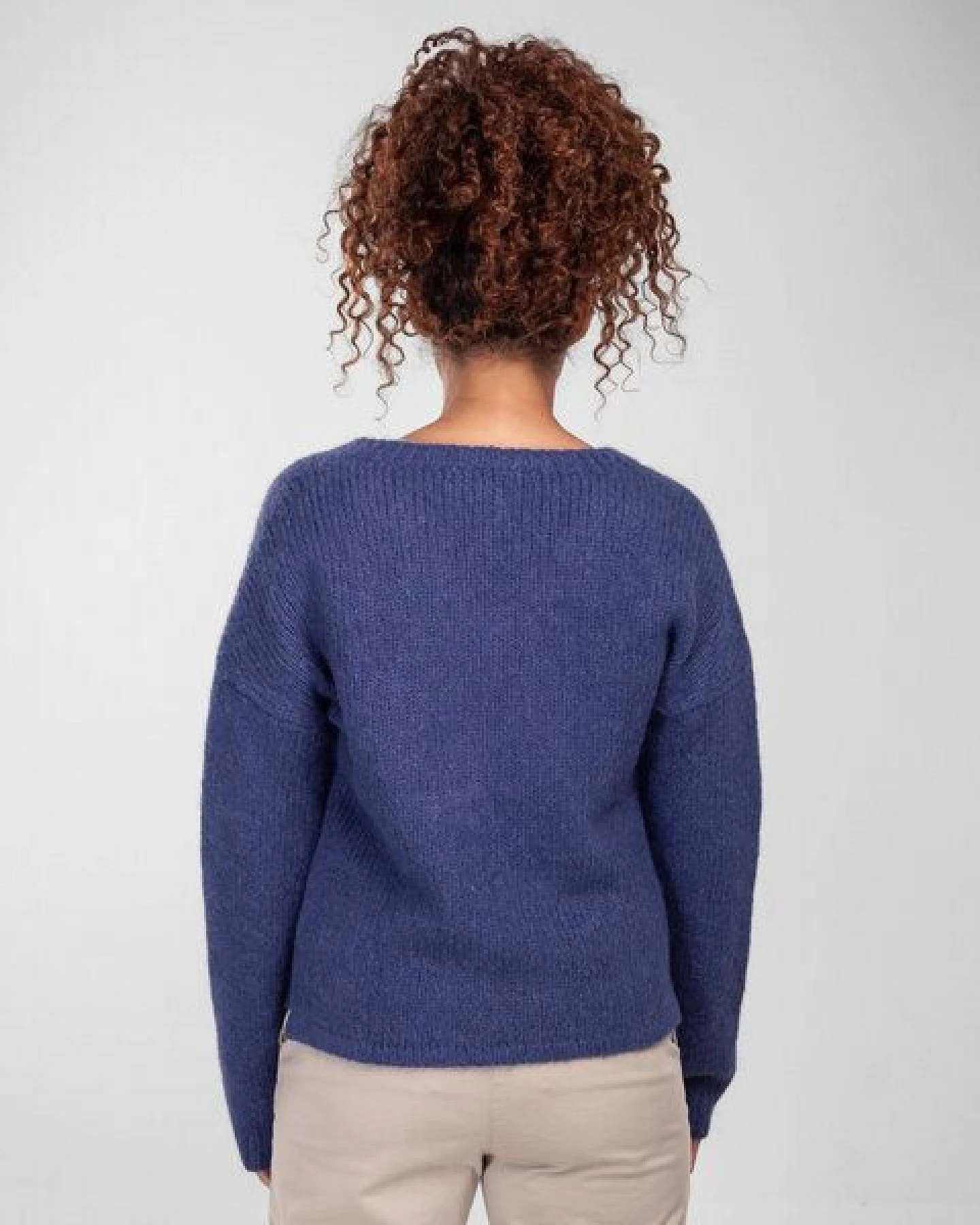 Alma & Lovis Pullover im Alpaka-Material-Mix – Ansicht 2