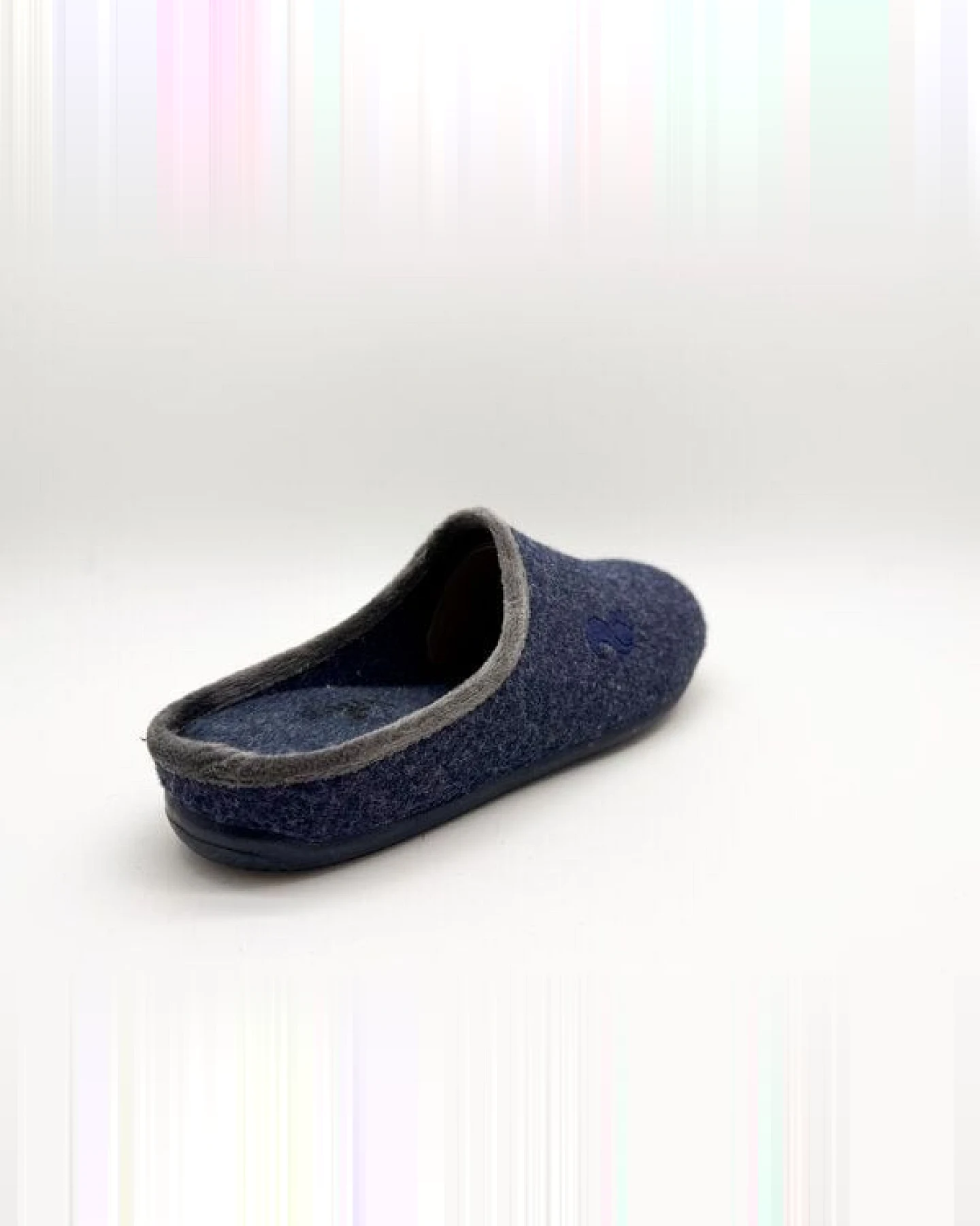 Veganer Slipper "thies ® PET Piping" aus weichem Filz – Ansicht 4