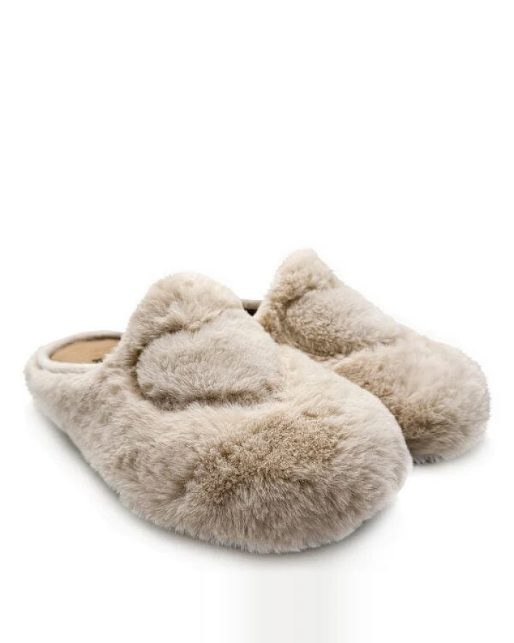 Rec Fluffy Heart Slipper von thies ® aus recyceltem PES