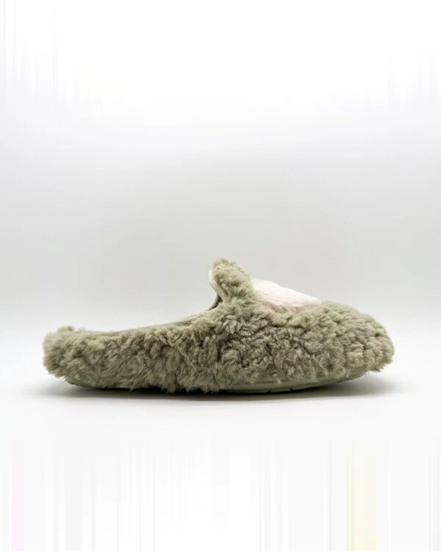 Rec Fluffy Heart Slipper von thies ® aus recyceltem PES – Ansicht 2