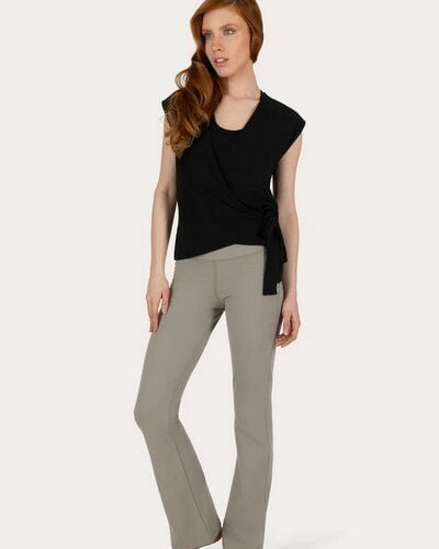 Urban Goddess Aurora Yoga & Pilates Wickel-Top – Ansicht 4