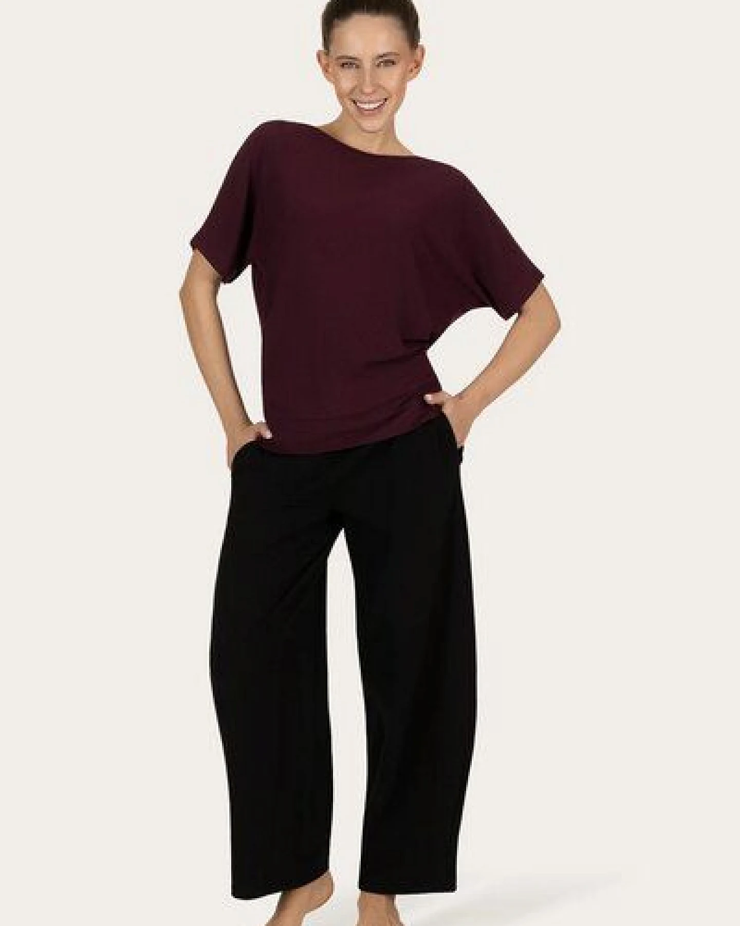 Urban Goddess Budhi Kurzarm Pilates & Yoga Shirt – Ansicht 4