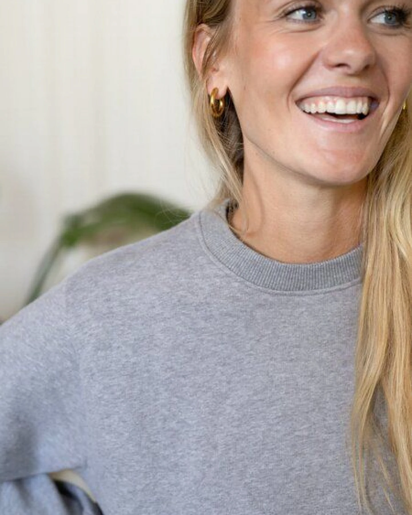 FUXBAU Frauen Basic Sweater – Ansicht 3