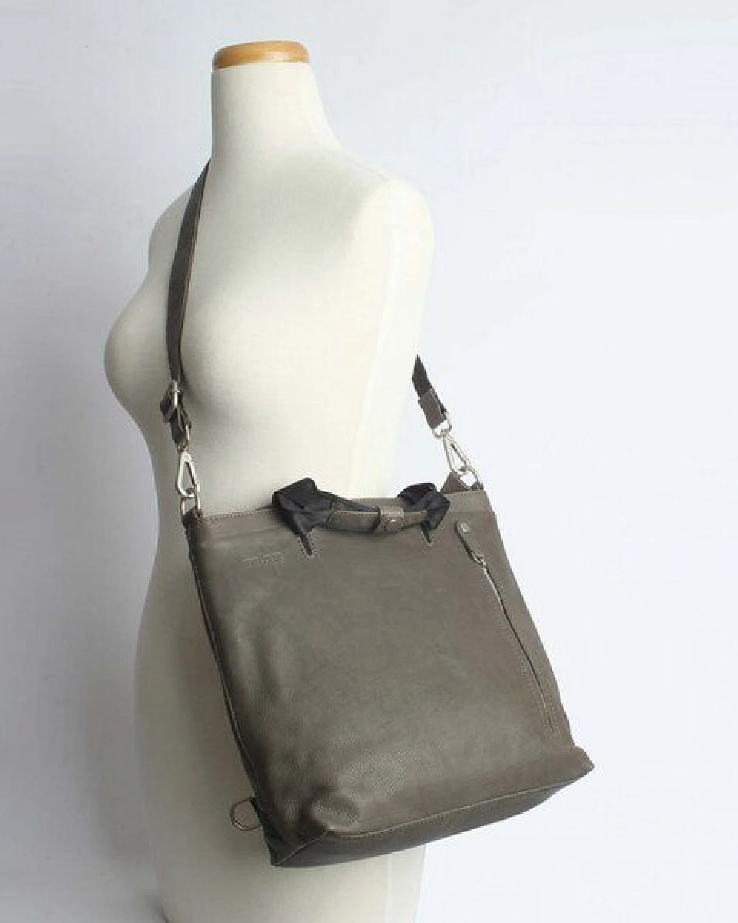Margelisch Rucksack-Umhängetasche Ebu 1 – Ansicht 4