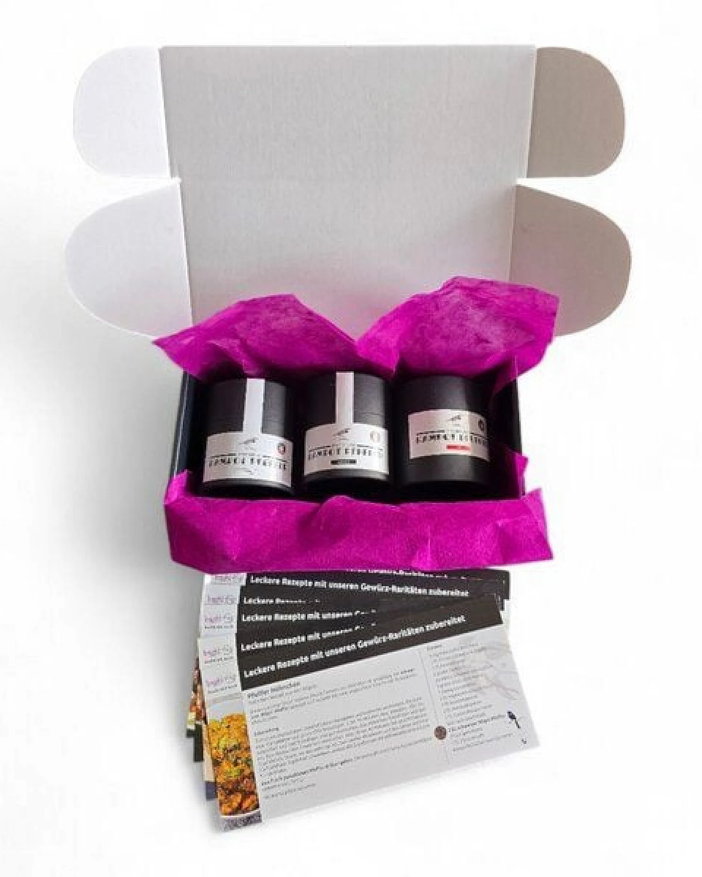 BAGHI Geschenkbox mini mit 3 Pfeffer Raritäten und 10 Rezepten – Ansicht 2
