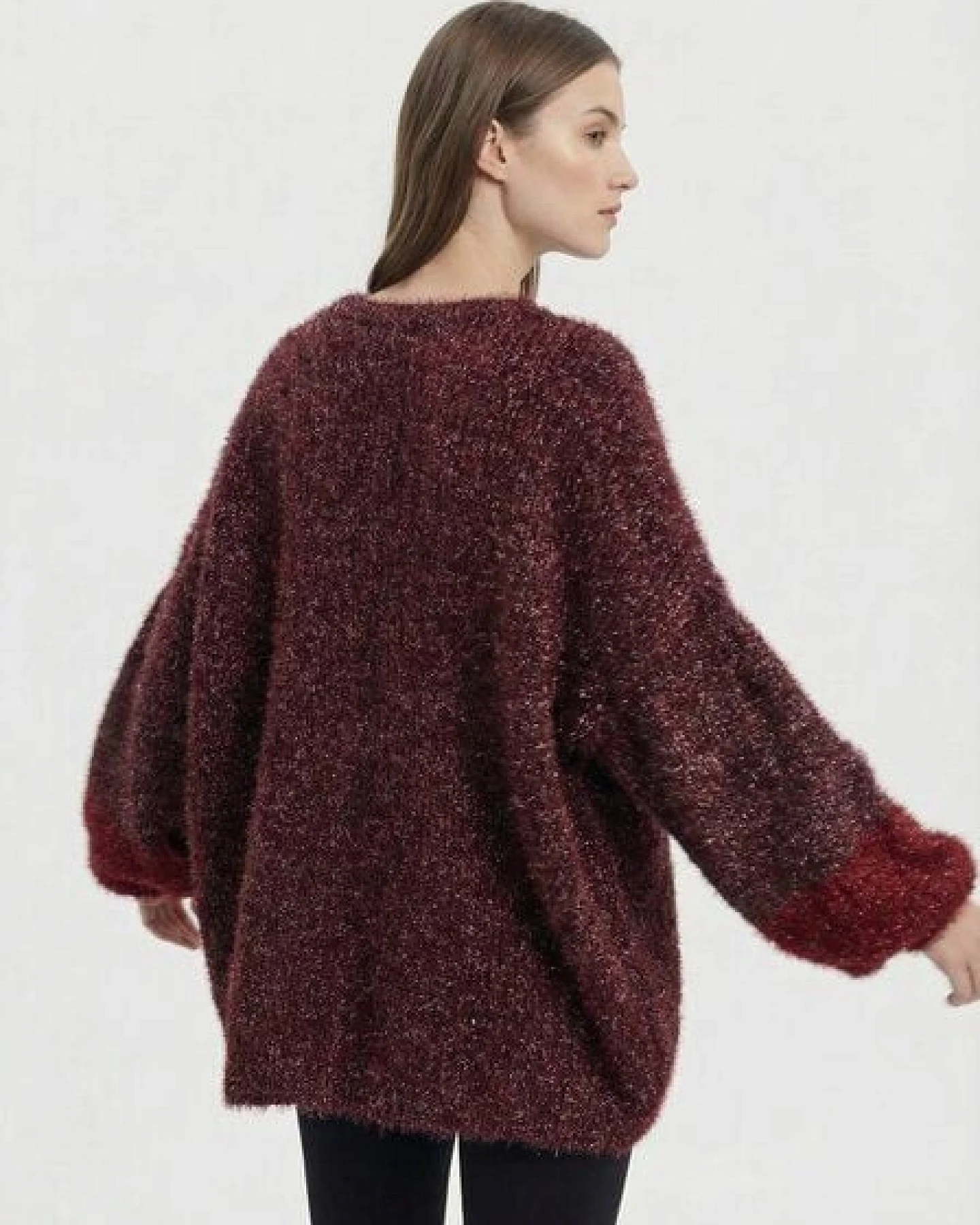 KnitToChange Oversize-Pullover aus weichem Effektgarn in Burgund- und Rottönen – Ansicht 4