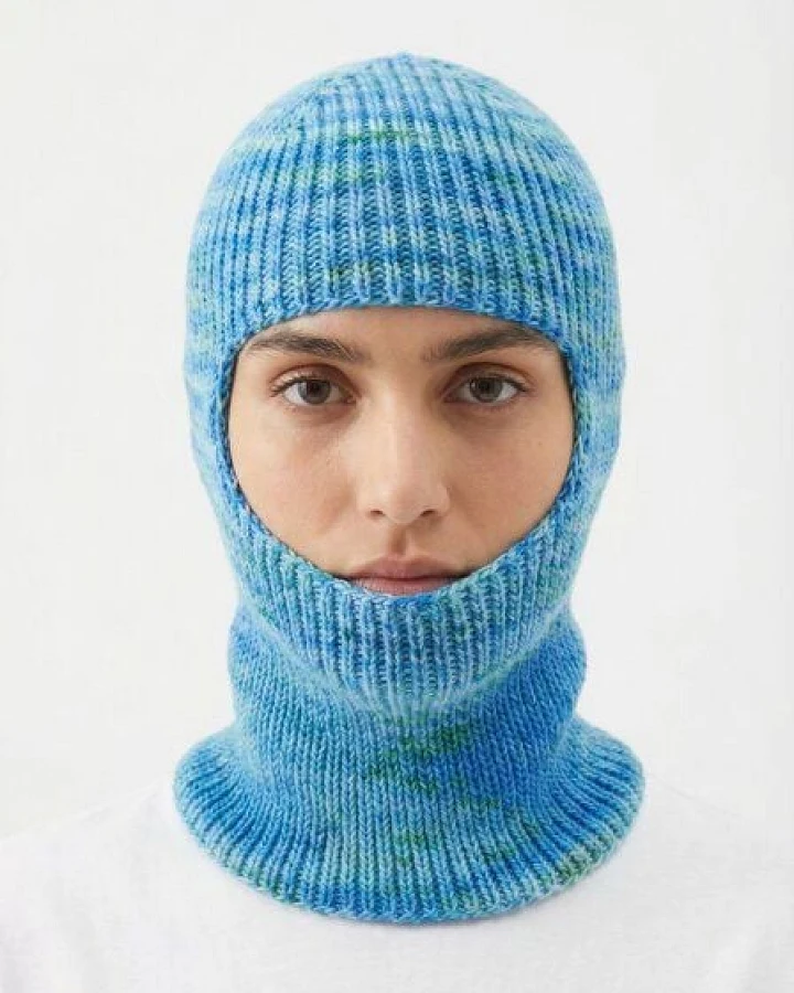 Blau