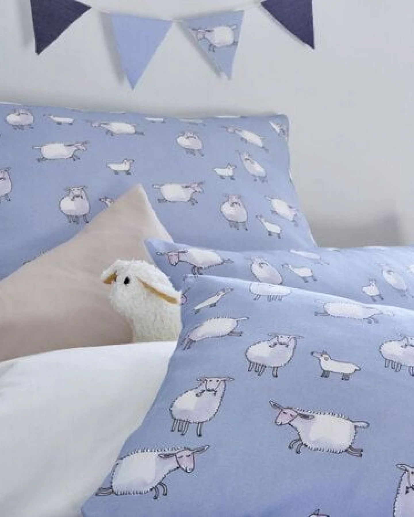 Cotonea Bio Satin-Kinderbettwäsche Schäfchen – Ansicht 2