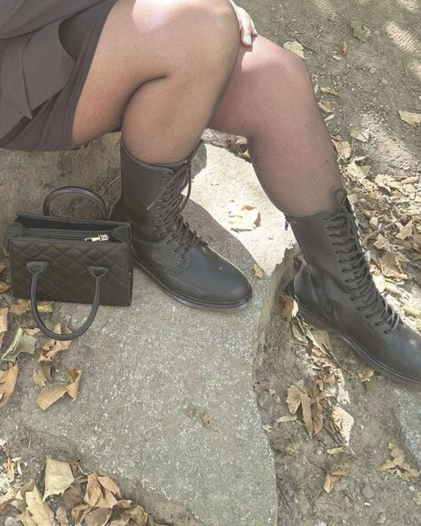 Shoezuu Vegan Vegane Shoezuu 14 Loch Zip Boots schwarz – Ansicht 2