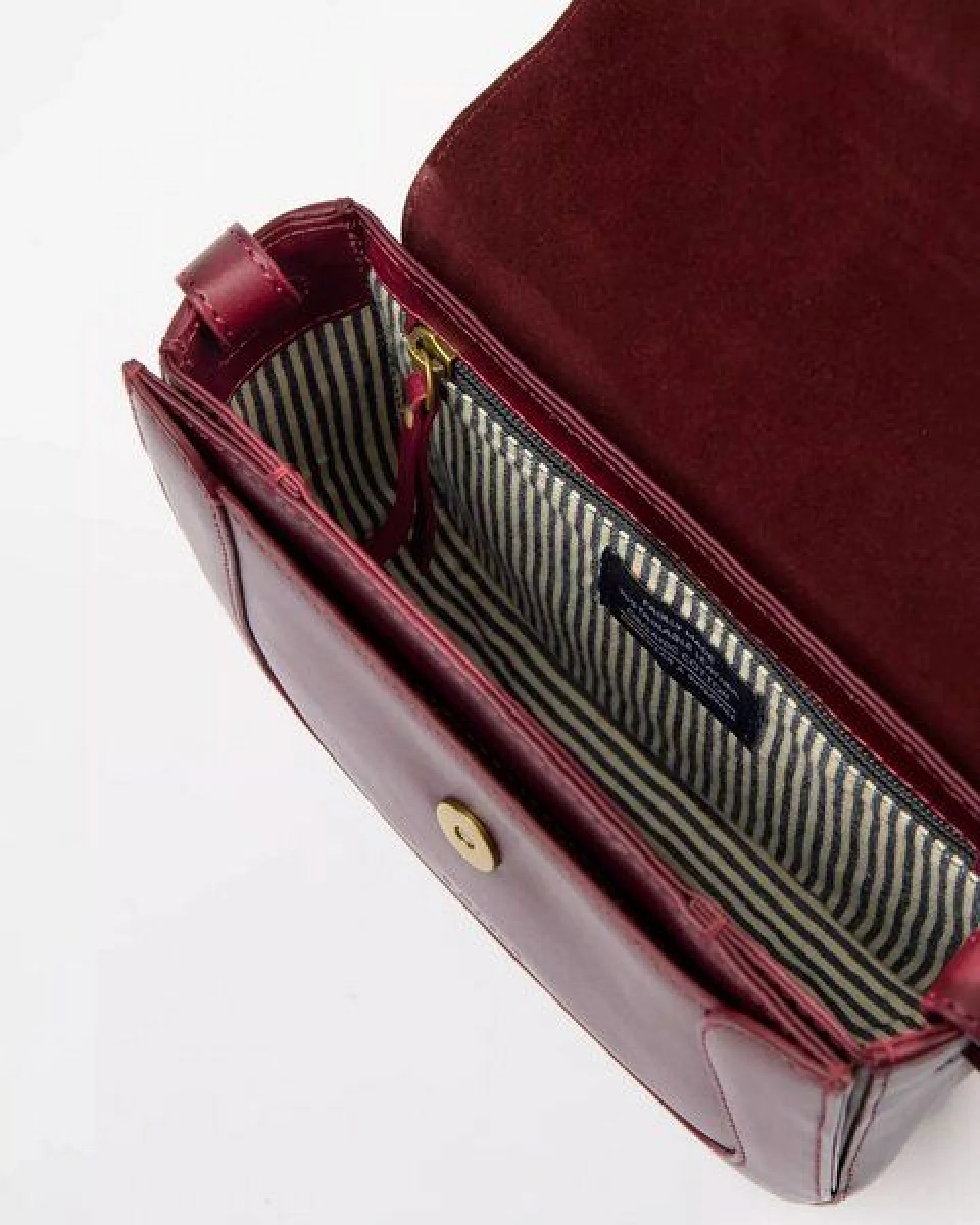 O MY BAG Nina Umhängetasche - Dark Cherry Classic Leather – Ansicht 4