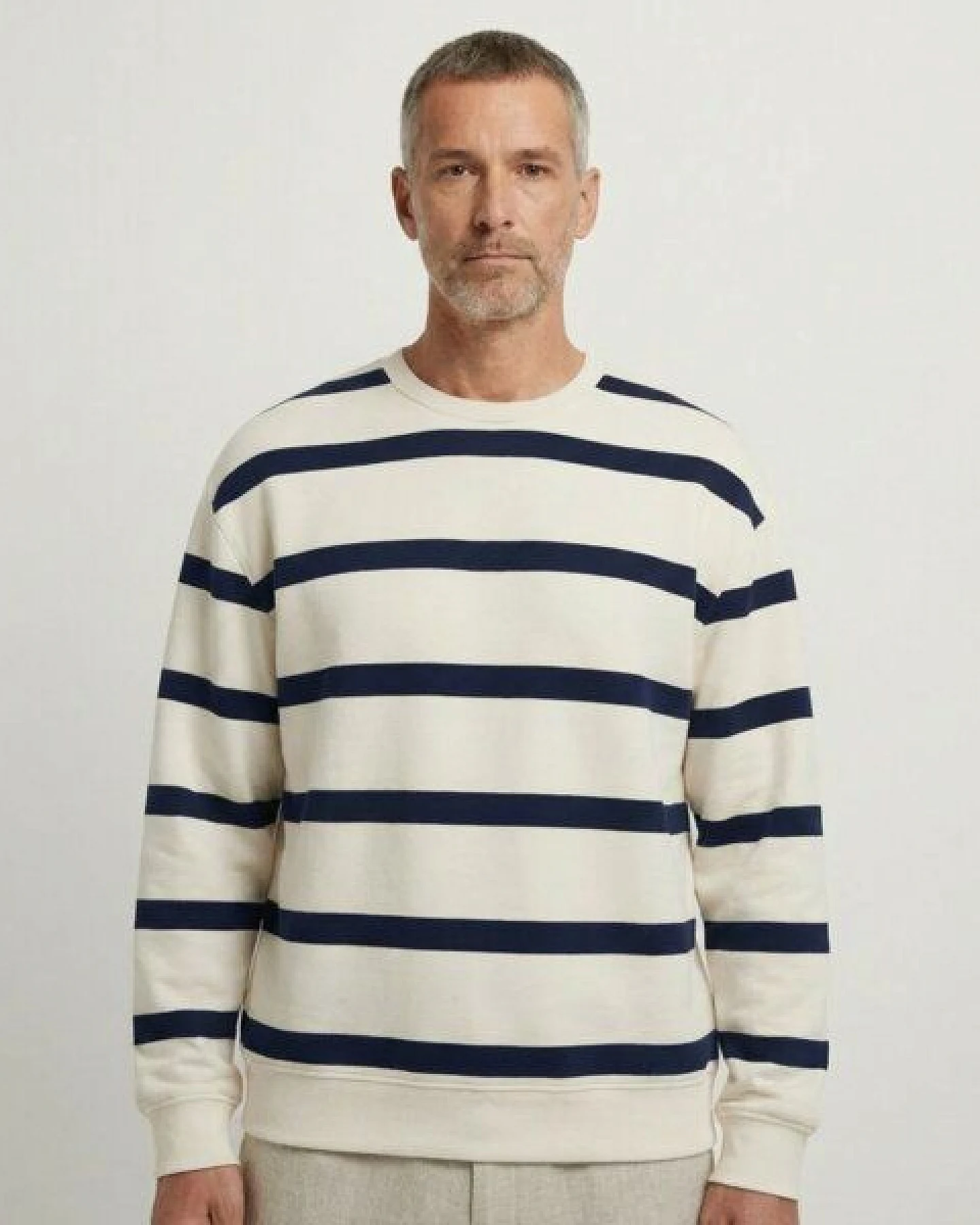 YTWOO Basic Unisex-Sweatshirt mit Streifen aus nachhaltiger Baumwolle – Ansicht 3