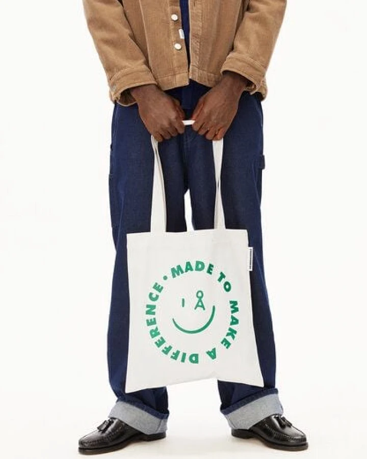 ARMEDANGELS TOTAA SMILEY Unisex Tote Bag aus Bio-Baumwolle