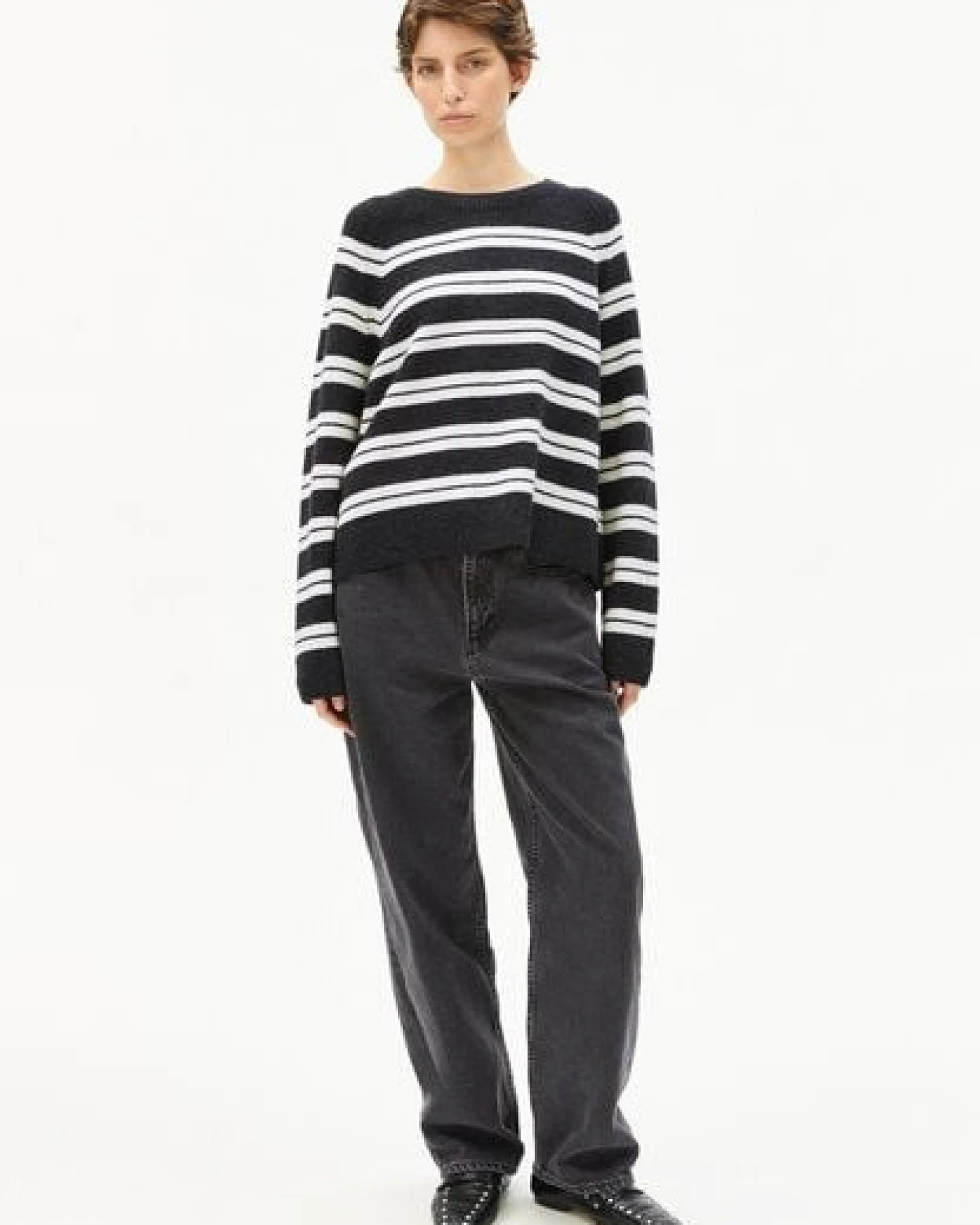 ARMEDANGELS LILIRIAA FINE STRIPES Damen Pullover aus Bio-Woll Mix – Ansicht 4