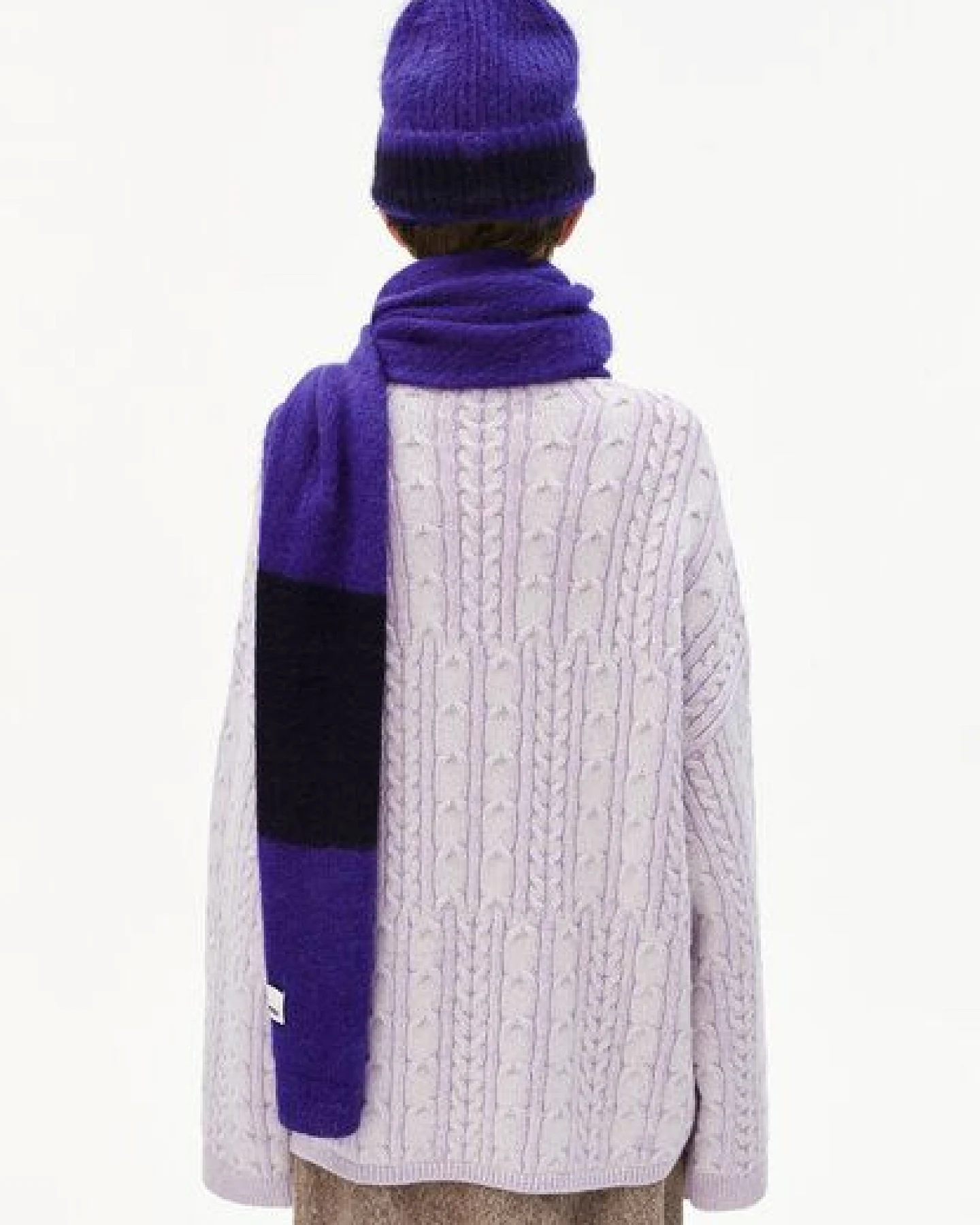 ARMEDANGELS SAABE STRIPED UN-WASTED Unisex Schal aus Alpaca-Woll Mix – Ansicht 2