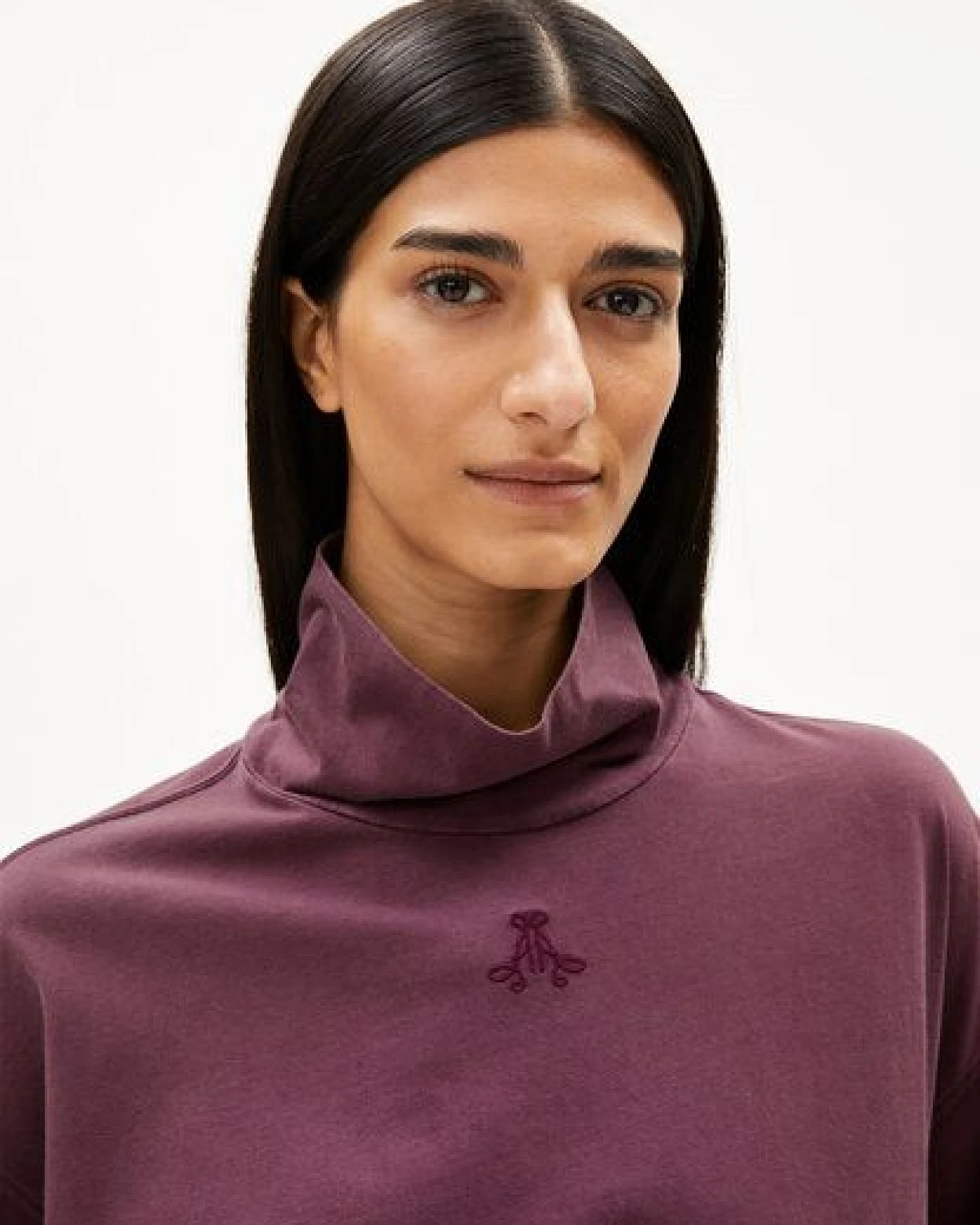 ARMEDANGELS AIDINAA GMT DYE Damen Longsleeve aus Bio-Baumwolle – Ansicht 3