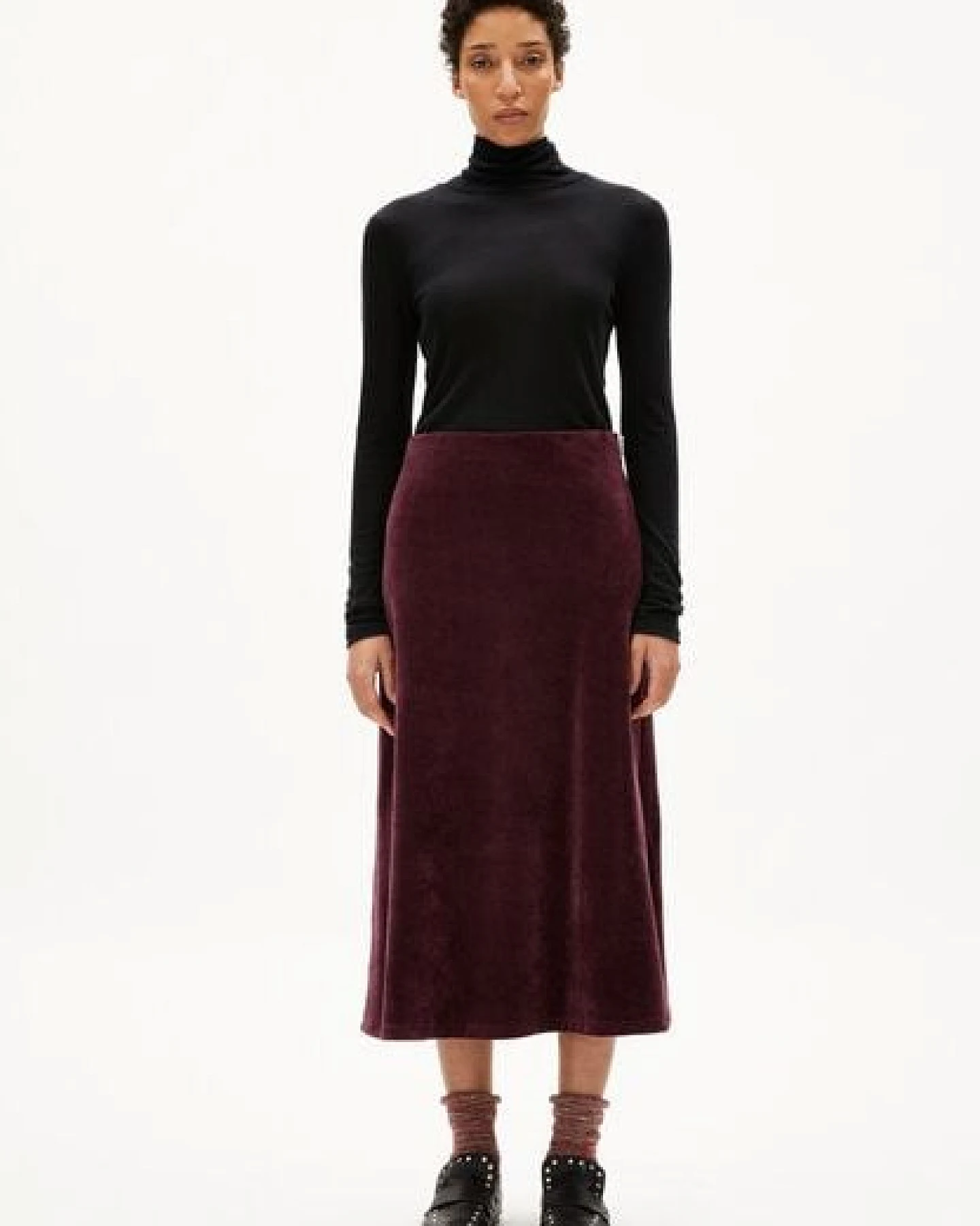 ARMEDANGELS VOLAGAA VELVET Damen Jerseyrock aus Bio-Baumwoll Mix – Ansicht 4