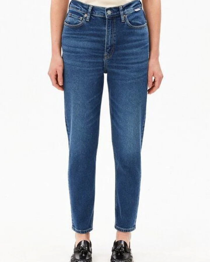 ARMEDANGELS MAIRAA Damen Mom Jeans aus recyceltem Baumwoll-Mix