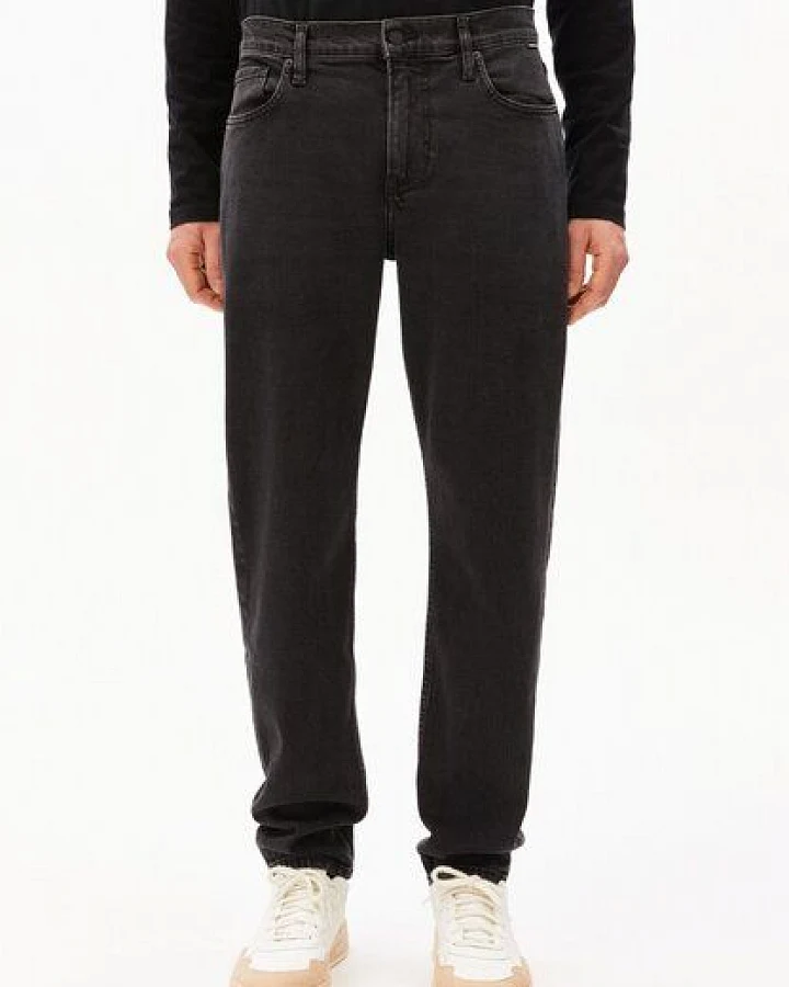 ARMEDANGELS AARJO TARPA Herren Tapered Fit Jeans