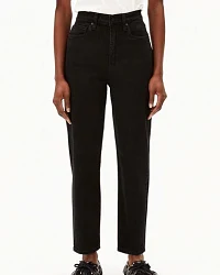 Produktseite: ARMEDANGELS MAIRAA Damen Mom Jeans recycelter Baumwoll Mix