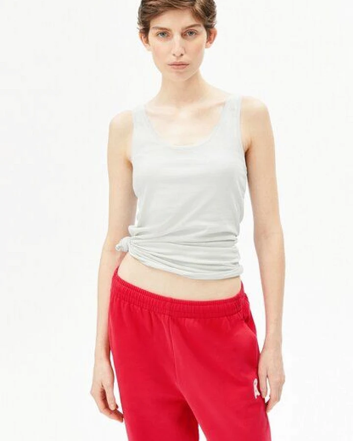 Produktseite: ARMEDANGELS SINGLE JERSEY Damen Top aus Bio-Baumwolle