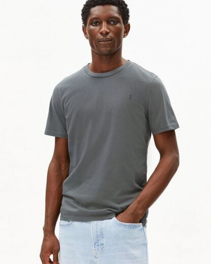 Produktseite: ARMEDANGELS JAAMES Herren T-Shirt aus Bio-Baumwolle
