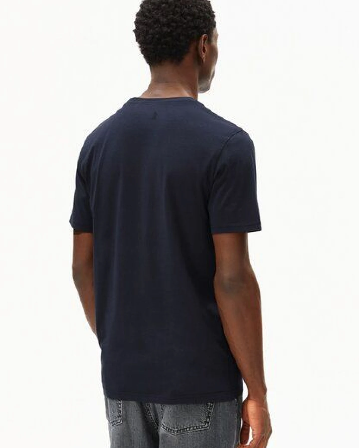 ARMEDANGELS JAAMES Herren T-Shirt aus Bio-Baumwolle – Ansicht 2