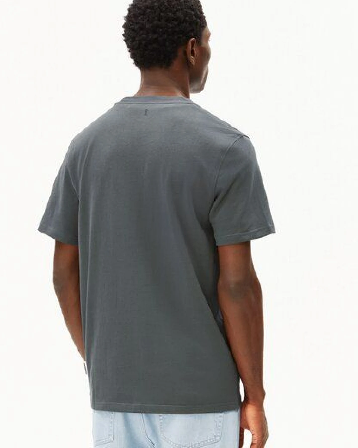 ARMEDANGELS MAARKOS MID WEIGHT Herren T-Shirt aus Bio-Baumwolle – Ansicht 2