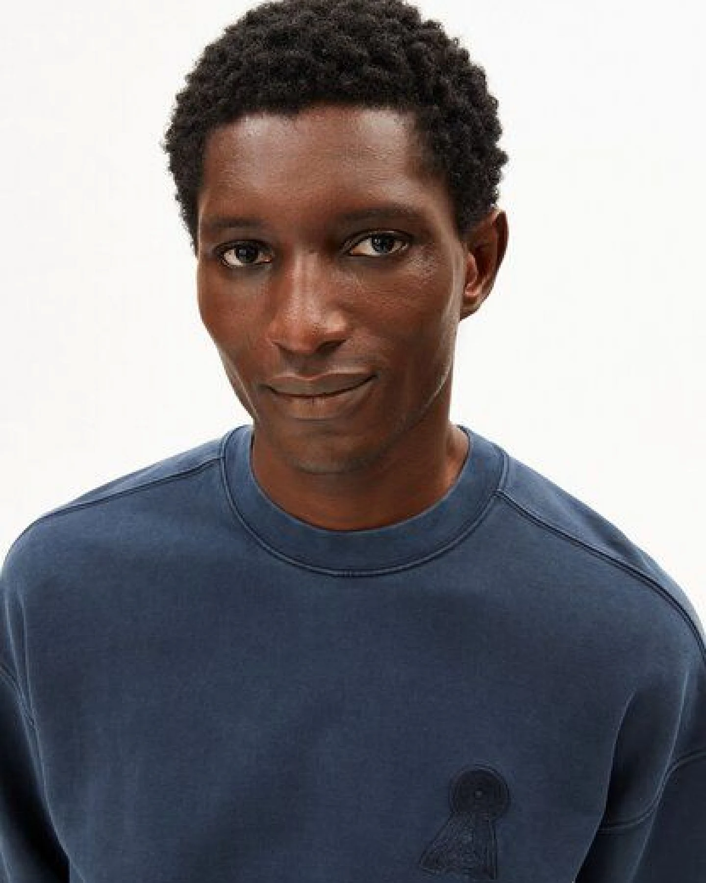 ARMEDANGELS ICONIC Å GMT DYE Herren Pullover aus Bio-Baumwolle – Ansicht 3