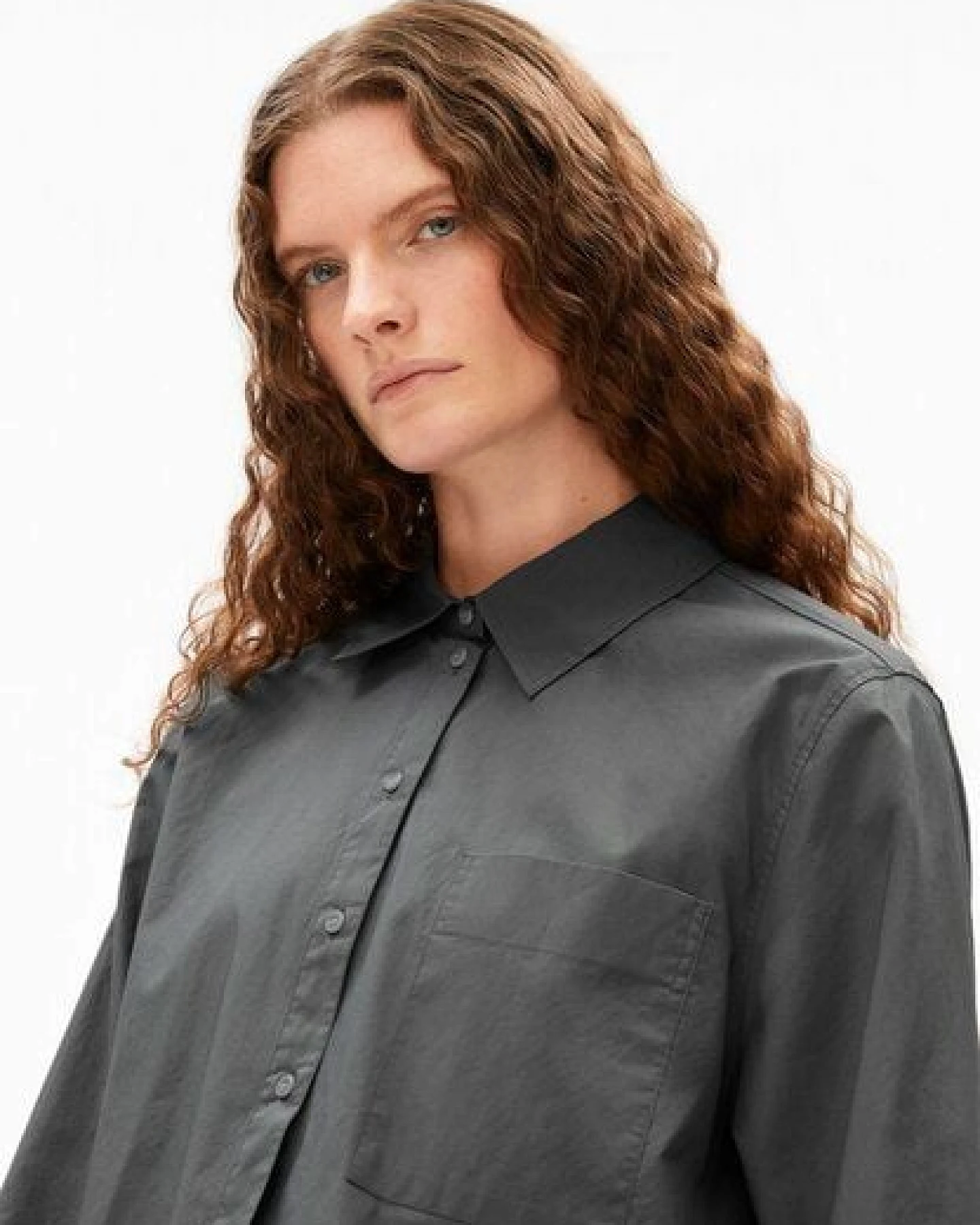 ARMEDANGELS LOOSE POPLIN Damen Bluse aus Bio-Baumwolle – Ansicht 3