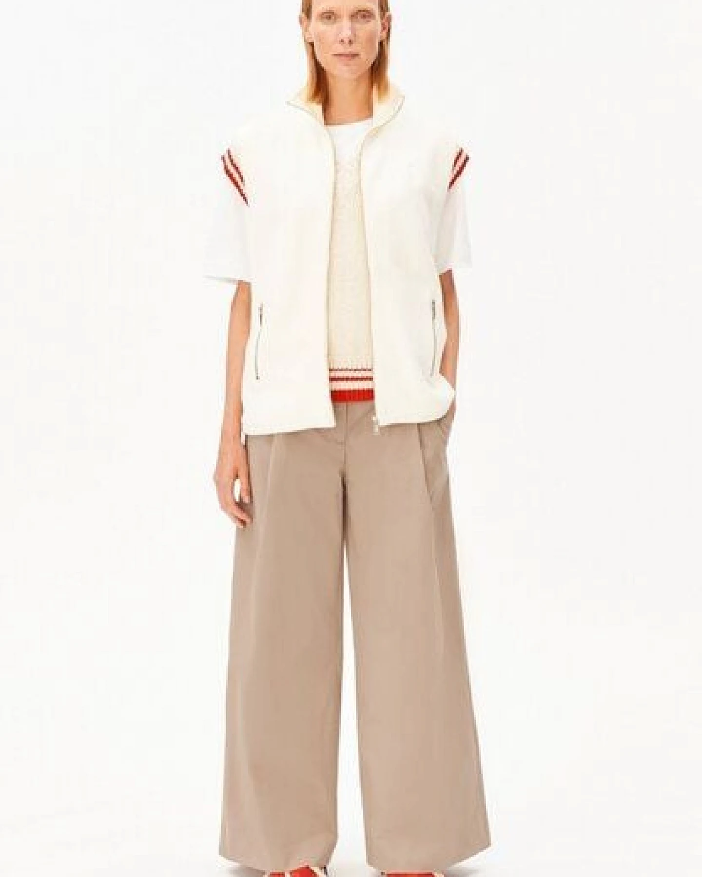 ARMEDANGELS COTTON FLEECE Damen Weste aus Bio-Baumwolle – Ansicht 4