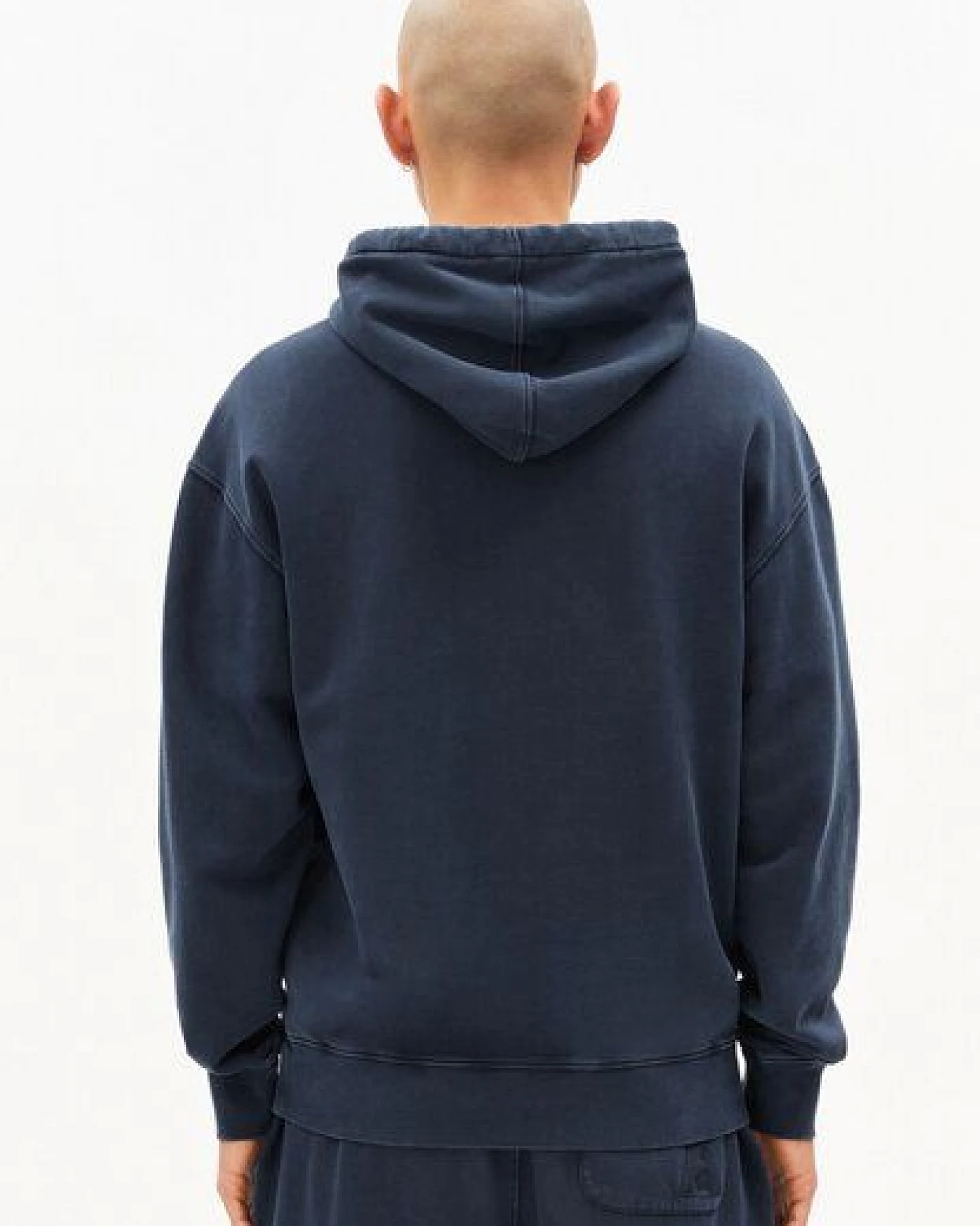ARMEDANGELS ICONIC Å KIRAAN GMT DYE Herren Sweatshirt aus Bio-Baumwolle – Ansicht 2
