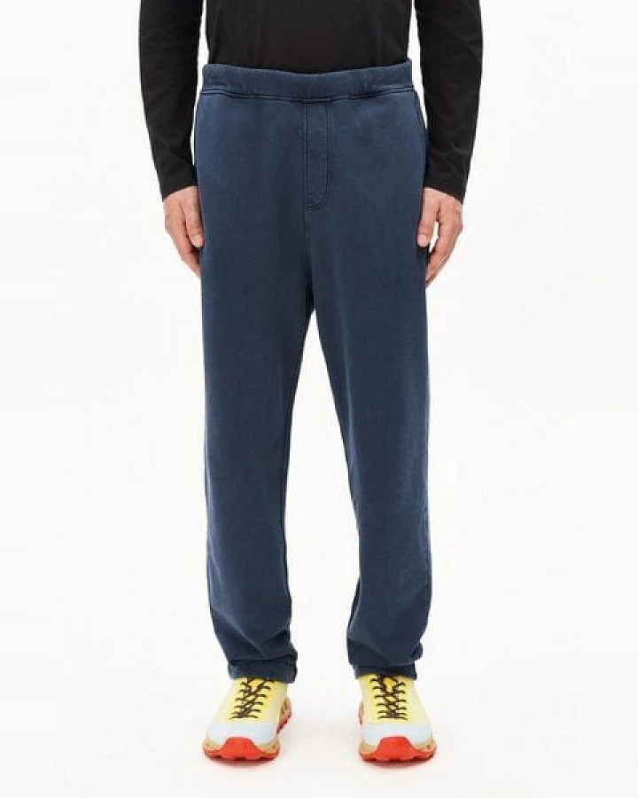 ARMEDANGELS ICONIC Å GMT DYE Herren Sweathose aus Bio-Baumwolle