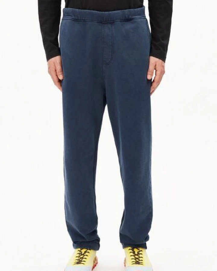 ARMEDANGELS ICONIC Å GMT DYE Herren Sweathose aus Bio-Baumwolle