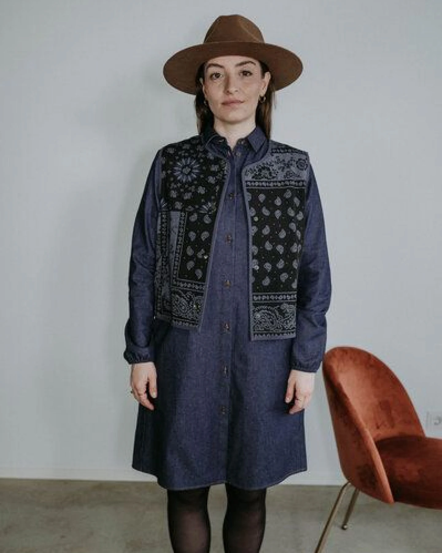 FARM UM'S HERZ Weste Foulard-Jacquard – Ansicht 3