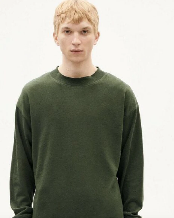 thinking mu Bottle Green Hemp Doug T-Shirt