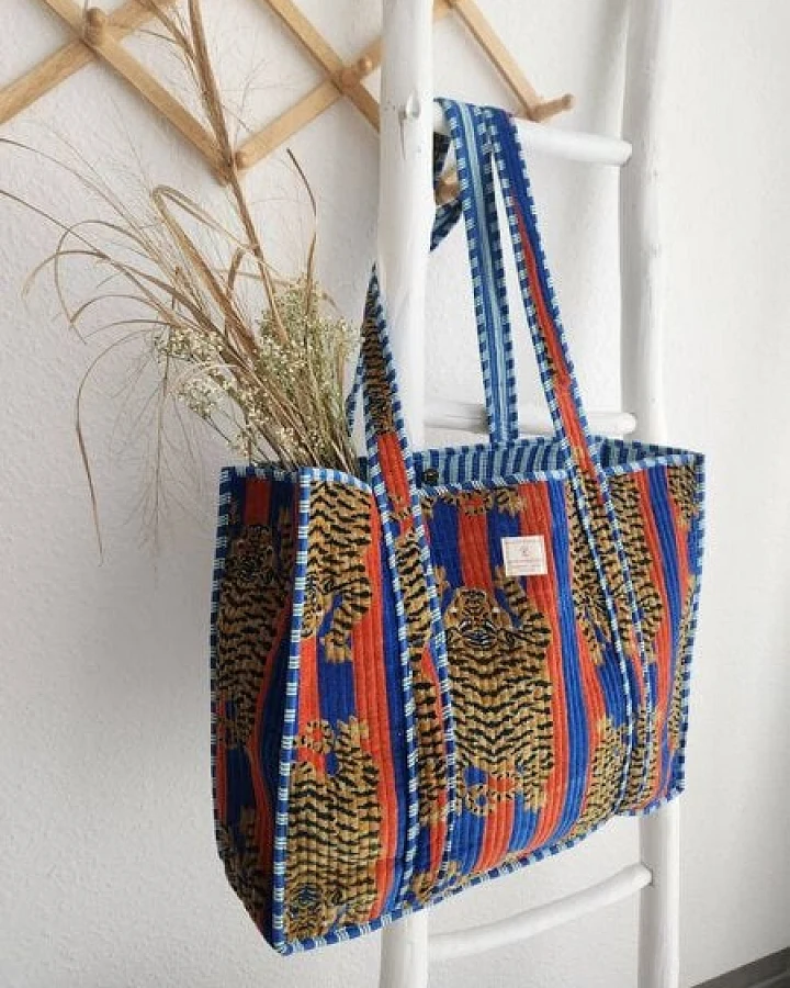 Haus of Namaste Wendbare Tasche aus Baumwollsamt