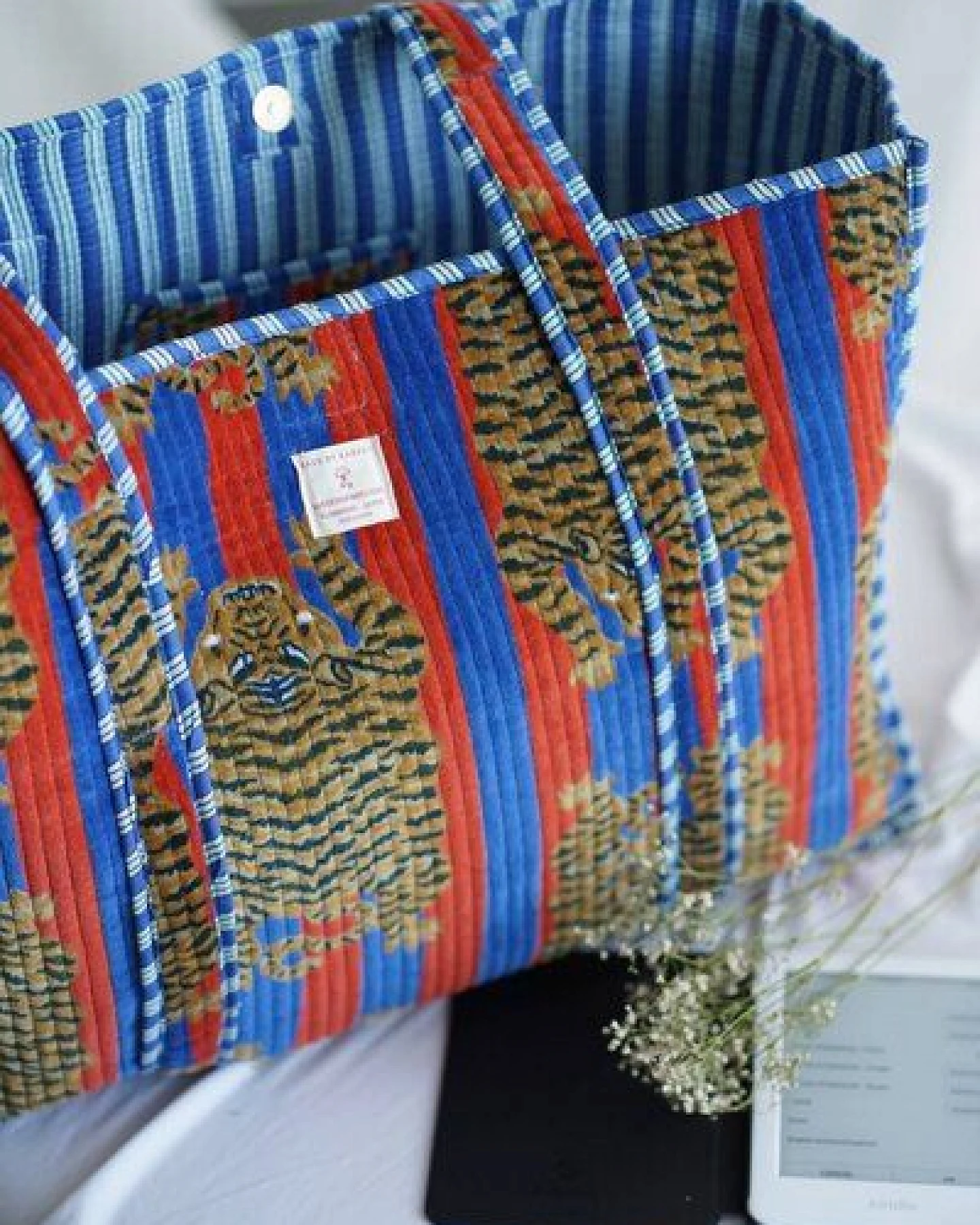 Haus of Namaste Wendbare Tasche aus Baumwollsamt – Ansicht 2